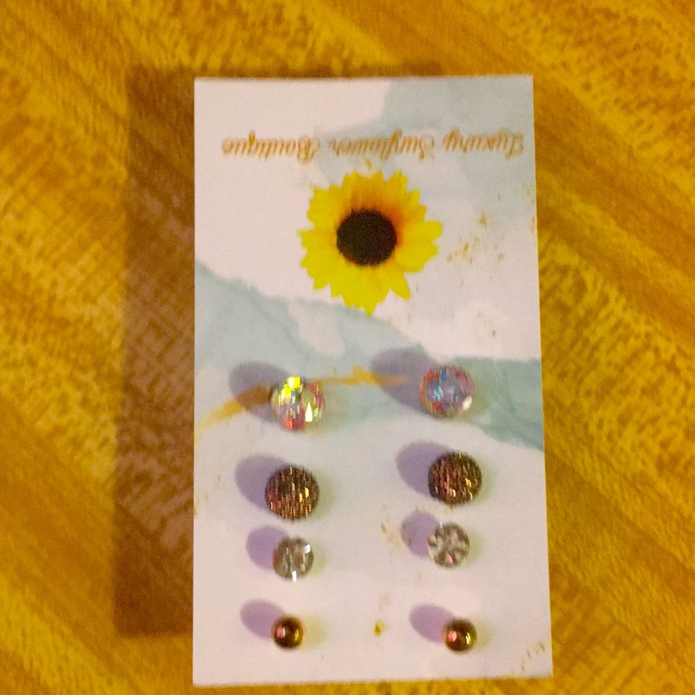 Earings